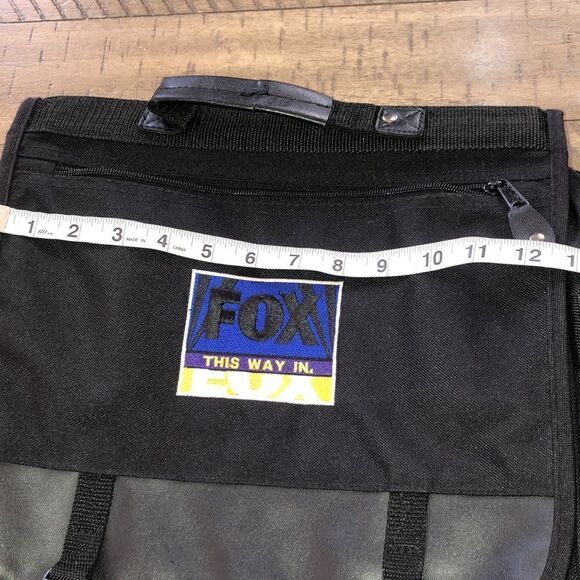 Fox 🦊 Gear Security Tote Organizational Compartments Inside/outside Handle - Picture 15 of 17